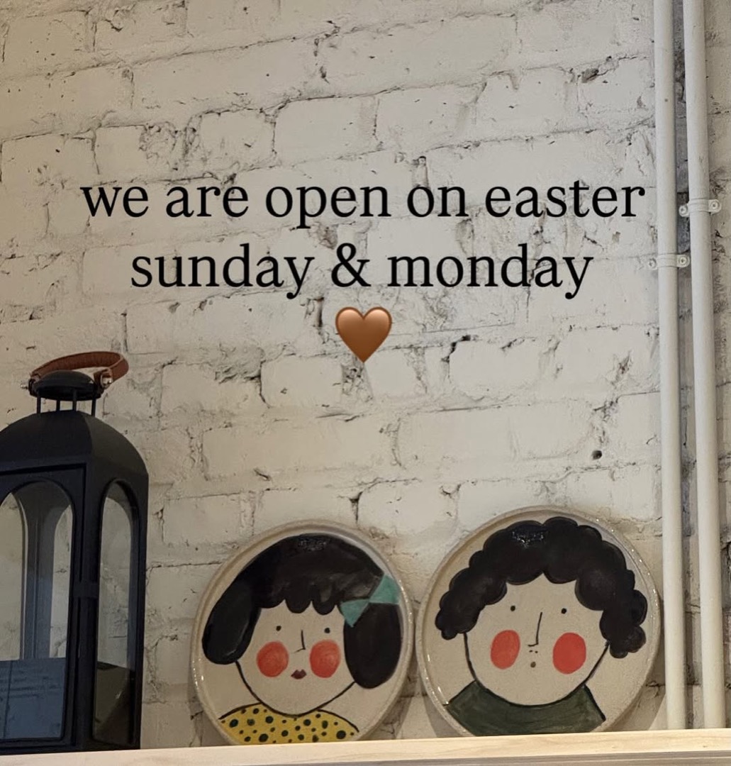 we are open today from 10.00 to 17.00
and tomorrow from 11.00 to 17.00

see you…